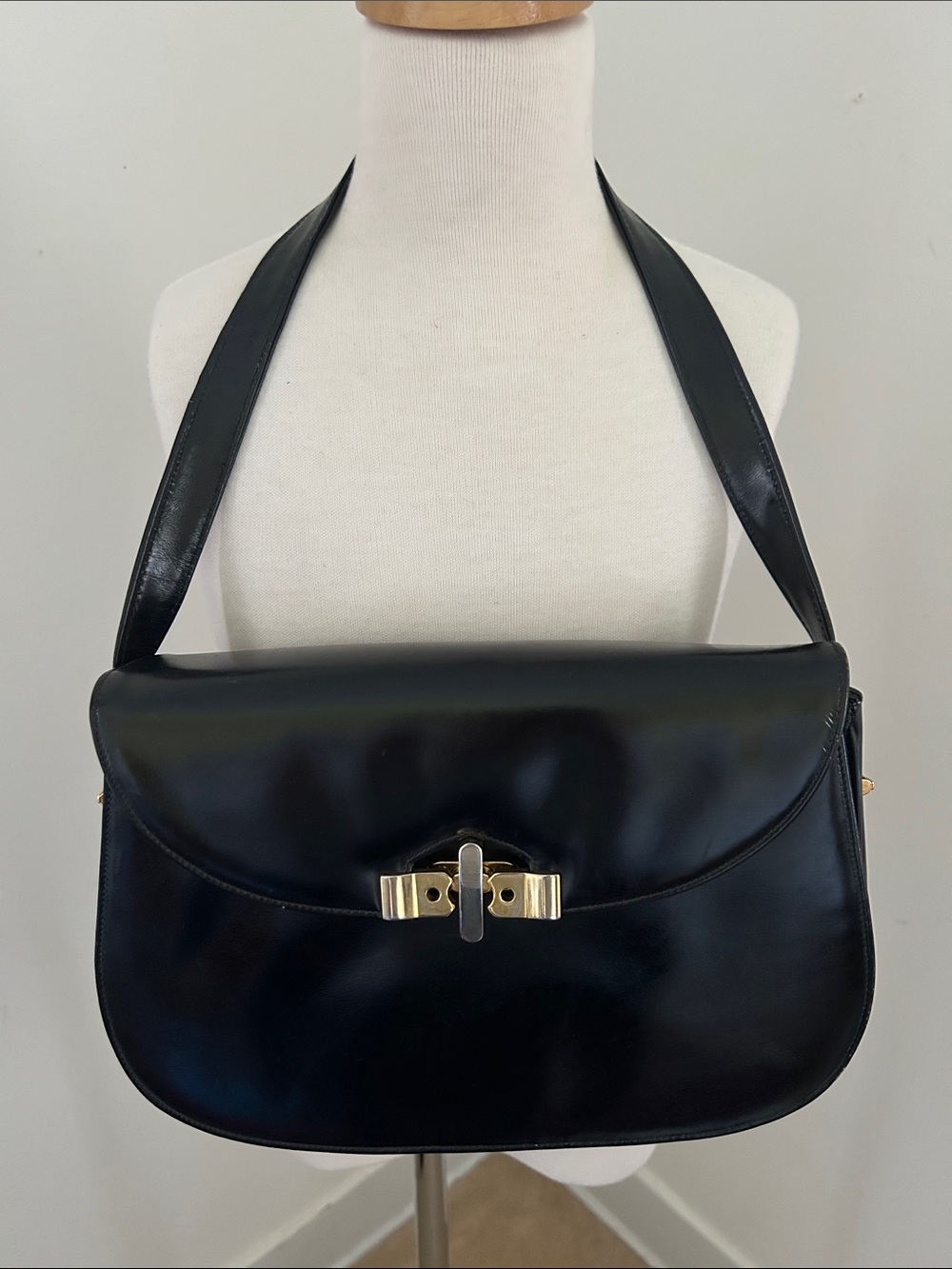 Crouch & Fitzgerald Vintage Black Leather Shoulder Bag with Gold Hardware